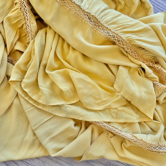 Black Swan Women’s Mustard Yellow Tiered Flowy Maxi with Lace Dress Size Small - Picture 11 of 14